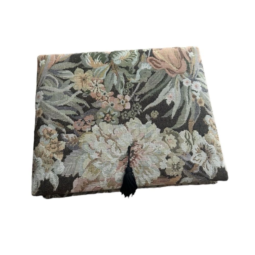 Grandma Style Floral Tapestry Print Tasseled Accent Storage Box Multicolor